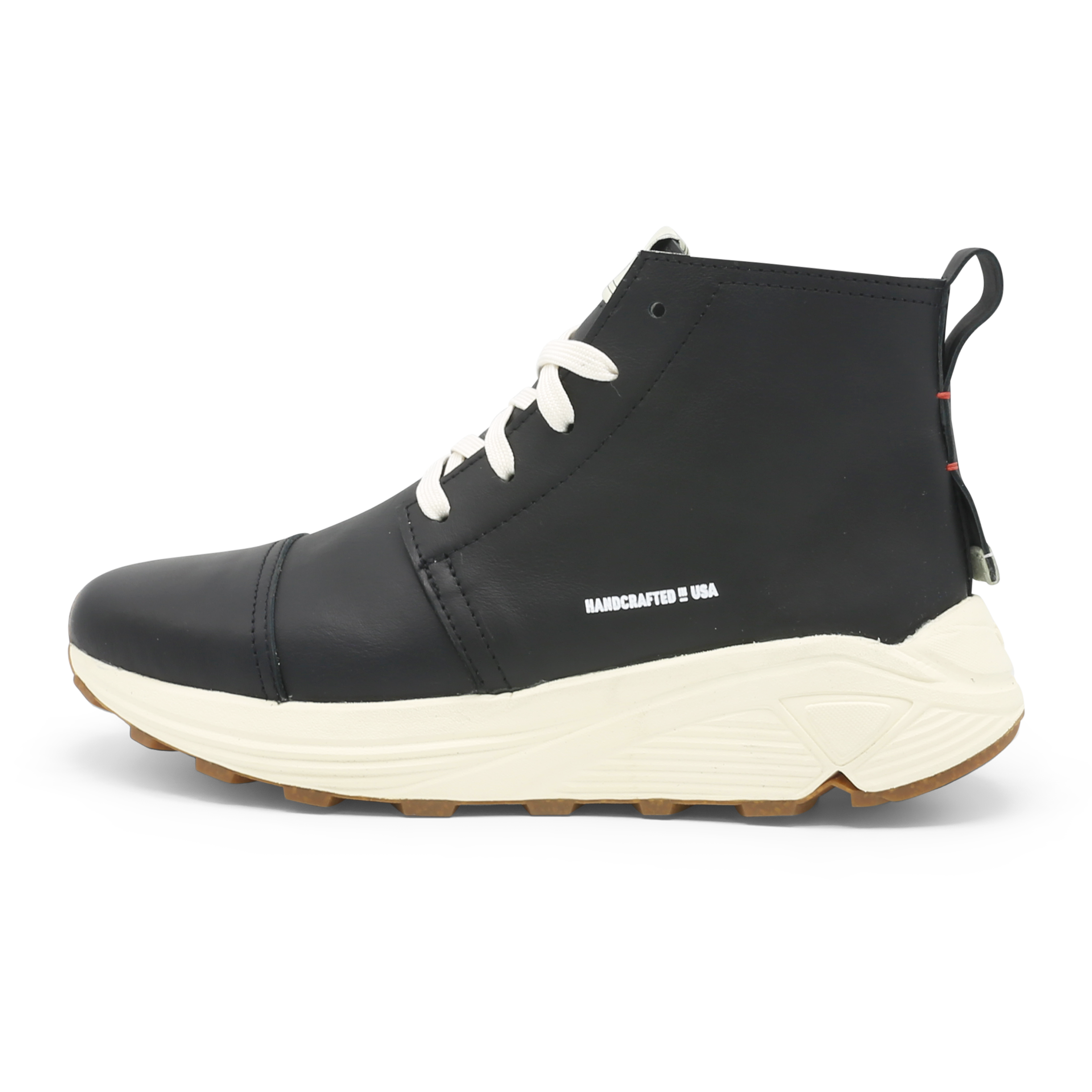 The Chukka boot pictured here in onyx black - is Designed and handmade collaboratively in the USA alongside @comunitymade with upcycled leather and our new Vibram ecostep sole made from recycled materials. This boot’s got the perfect mix of style, comfort, durability, and a lighter footprint on the planet.