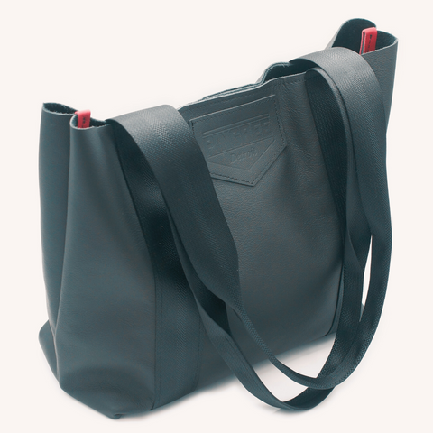 Stylish Leather Tote Bag. Sustainable Leather Bag in Detroit