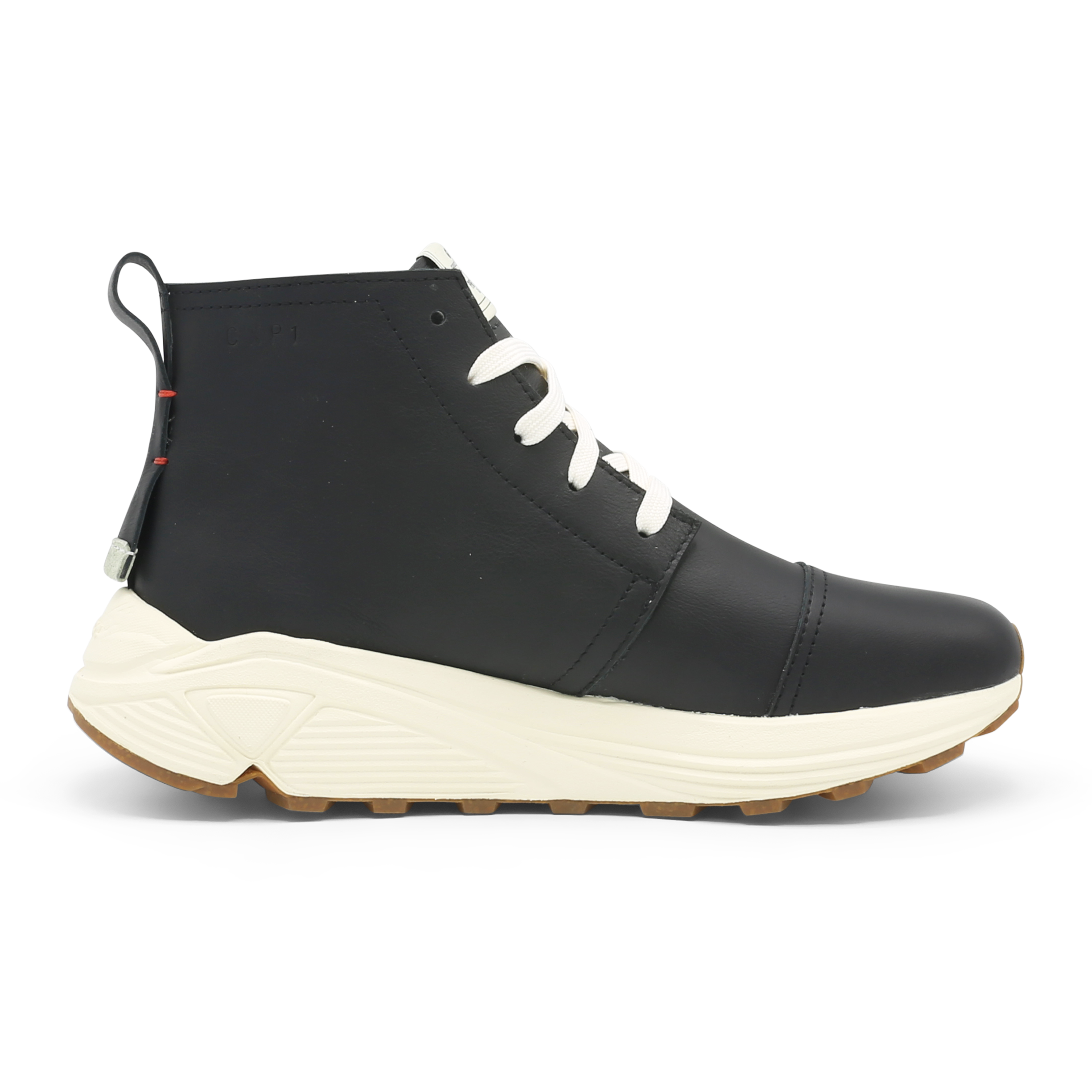 The Chukka boot pictured here in onyx black -  is Designed and handmade collaboratively in the USA alongside @comunitymade with upcycled leather and our new Vibram ecostep sole made from recycled materials. This boot’s got the perfect mix of style, comfort, durability, and a lighter footprint on the planet. 